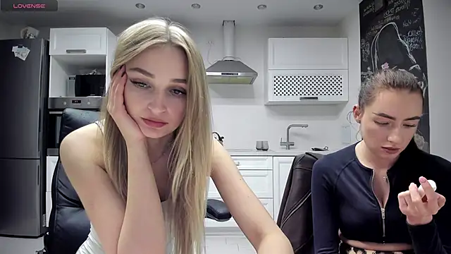 Snapshot of lisenok chatting on 10, 5, 2026 lisenok online show from 10, 5, 2026