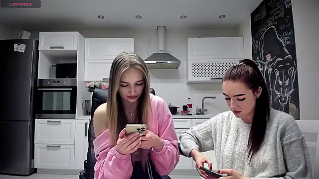 lisenok online show from 6, 3, 2026