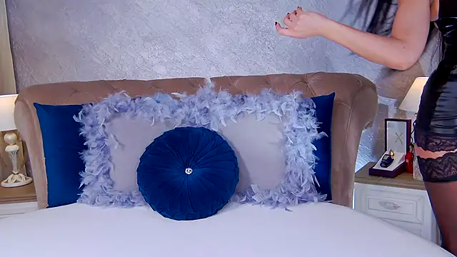 AlessiaExquisit online show from 8, 11, 2025