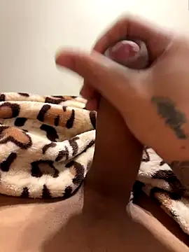 Snapshot of yeiyei_oficial chatting on 17, 11, 2025 yeiyei oficial online show from 17, 11, 2025