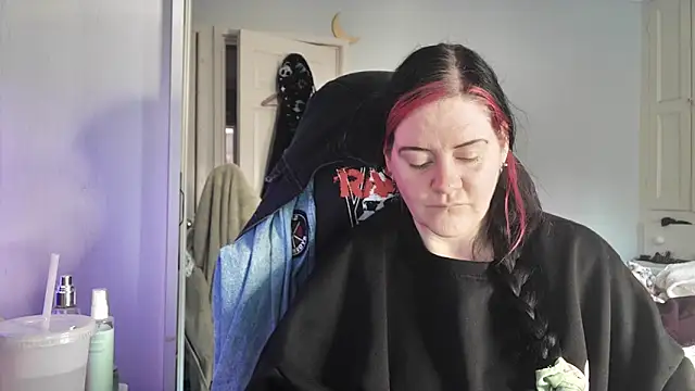 AureliaXOX online show from 18, 11, 2025