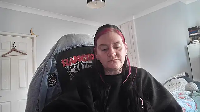 AureliaXOX online show from 28, 10, 2025