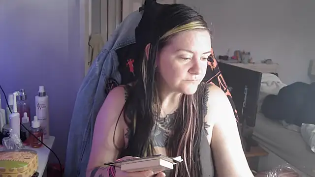 AureliaXOX online show from 26, 9, 2025