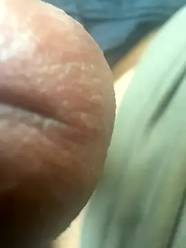 sark0606 online show from 10, 9, 2025