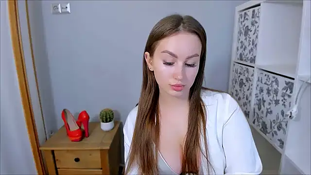 DonnaCam online show from 27, 10, 2025