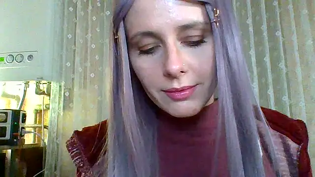 LuminousLady online show from 19, 2, 2025