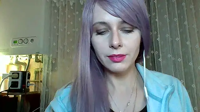 LuminousLady online show from 17, 2, 2025