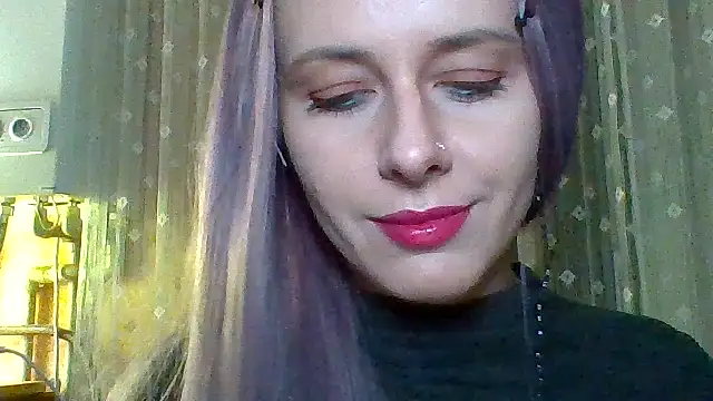 LuminousLady online show from 10, 3, 2025