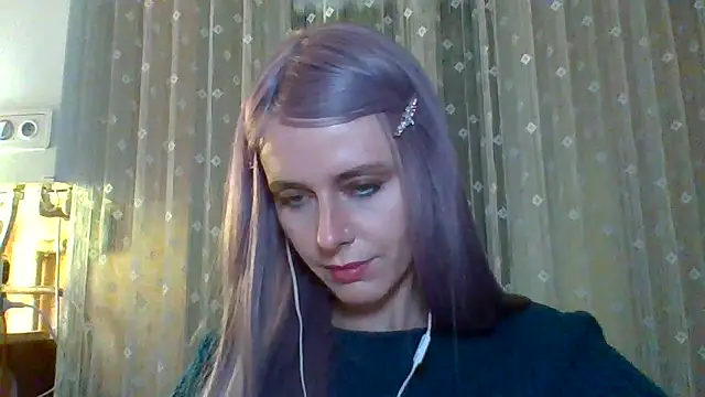 LuminousLady online show from 1, 3, 2025