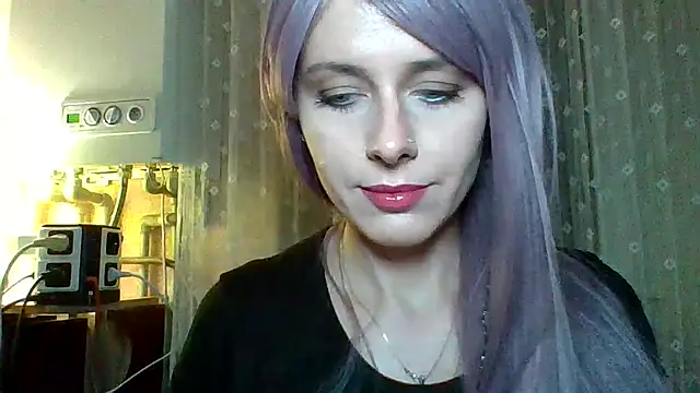 LuminousLady online show from 6, 3, 2025