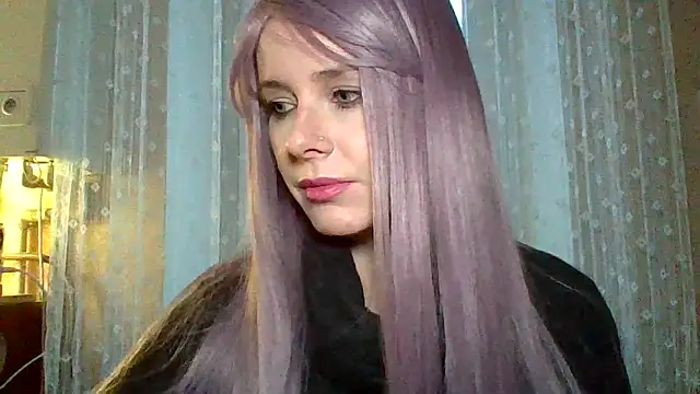 LuminousLady online show from 18, 2, 2025