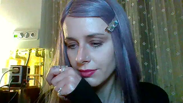 LuminousLady online show from 26, 2, 2025