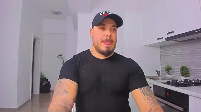 ZackMasterss online show from 4, 2, 2025