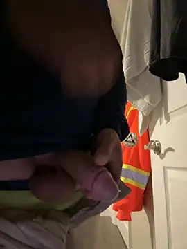 Snapshot of aleds17668 chatting on 22, 10, 2025 aleds17668 online show from 22, 10, 2025