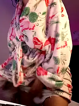 SallyWhitee online show from 7, 1, 2026