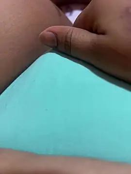 tunenarica22 online show from 4, 4, 2026