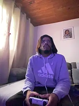Mineirinho043 online show from 17, 5, 2026