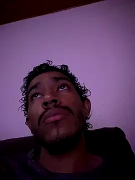 Snapshot of Mineirinho043 chatting on 24, 9, 2025 Mineirinho043 online show from 24, 9, 2025