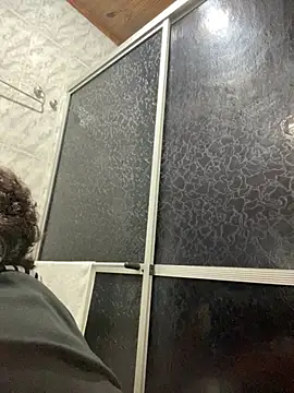 Mineirinho043 online show from 19, 11, 2025