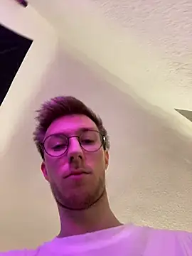 ItsMeLumisch online show from 13, 2, 2026