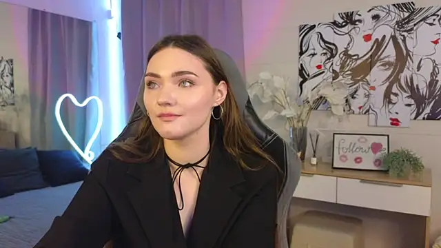 Snapshot of Kira_Jin chatting on 2, 3, 2025 Kira Jin online show from 2, 3, 2025