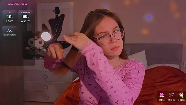 Mia Luw online show from 13, 10, 2025