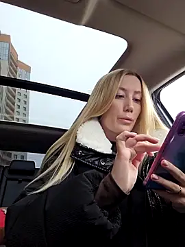 Pussy Drive03 online show from 3, 12, 2025