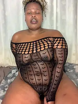 Cuddle Bear online show from 26, 3, 2026