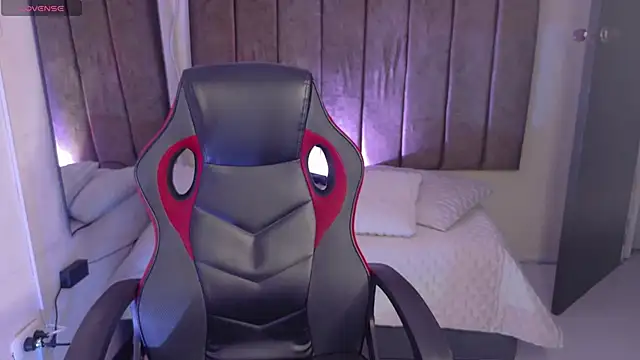 Alektra bryce online show from 9, 11, 2025