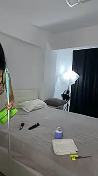 Celine Roxelle online show from 29, 7, 2026