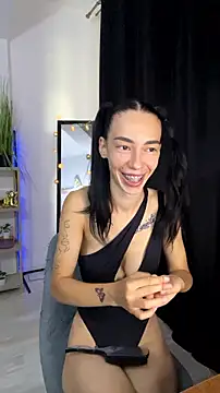 Celine Roxelle online show from 12, 7, 2026