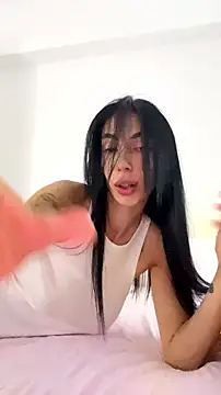 Celine Roxelle online show from 26, 7, 2026