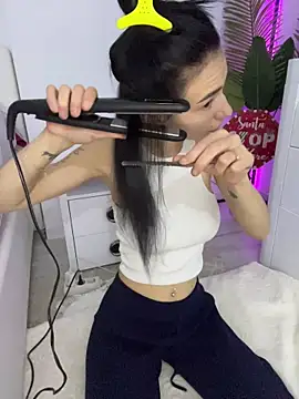 Celine Roxelle online show from 21, 12, 2025