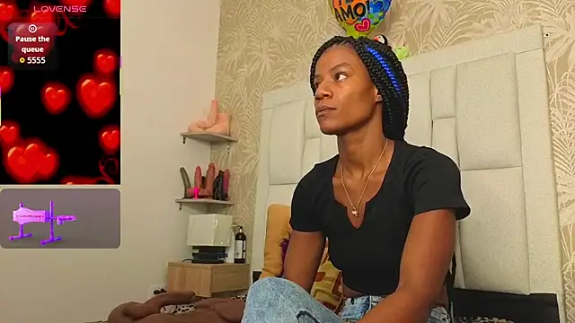 Snapshot of dafnnelewis chatting on 8, 6, 2026 dafnnelewis online show from 8, 6, 2026