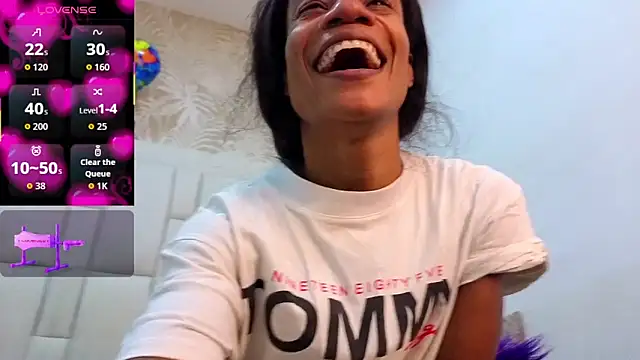 dafnnelewis online show from 11, 3, 2026