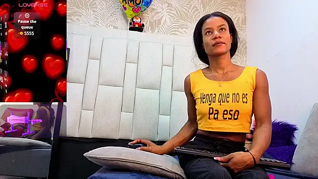 dafnnelewis online show from 12, 3, 2026