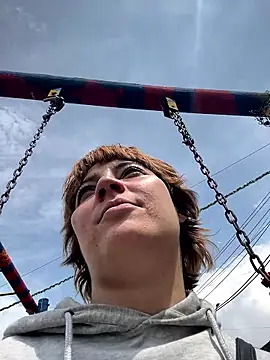 Maggie Geller online show from 5, 1, 2026