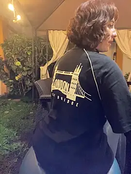 Maggie Geller online show from 22, 3, 2025