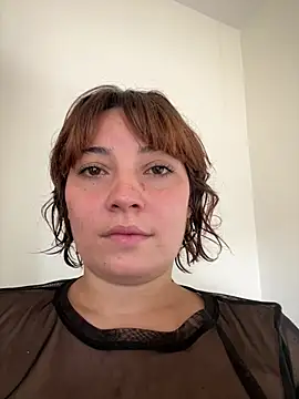 Snapshot of Maggie_Geller chatting on 7, 7, 2026 Maggie Geller online show from 7, 7, 2026