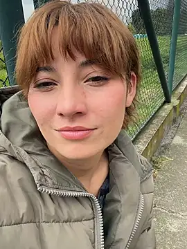 Maggie Geller online show from 5, 12, 2025