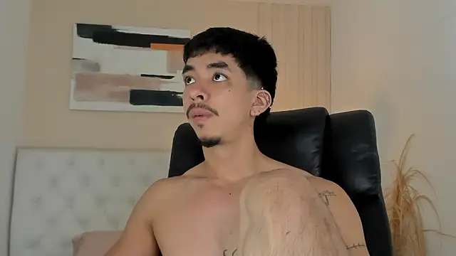 ISAAC CRYSTON online show from 2, 2, 2026