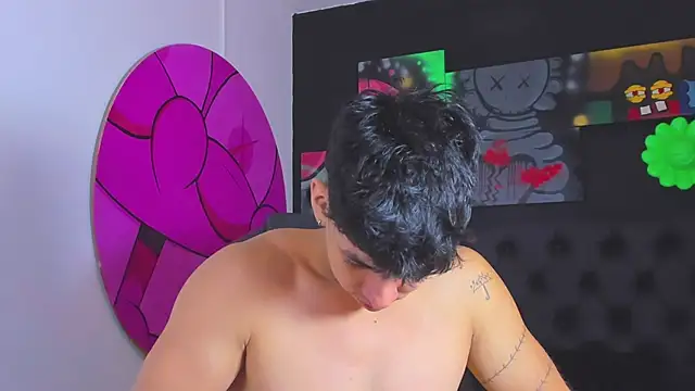 ISAAC CRYSTON online show from 10, 10, 2025