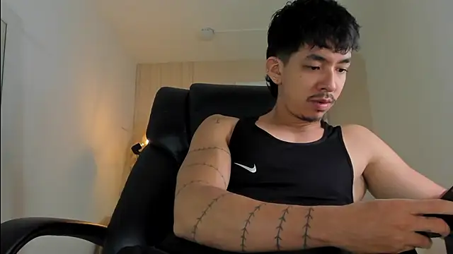 ISAAC CRYSTON online show from 22, 12, 2025