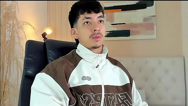 ISAAC CRYSTON online show from 24, 11, 2025