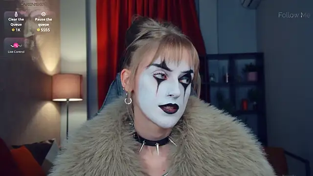 KiraMontoya online show from 2, 4, 2026