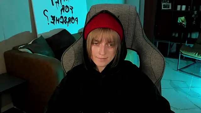 KiraMontoya online show from 1, 11, 2025