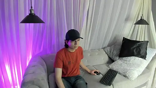 Golden-Boyy online show from 16, 3, 2025