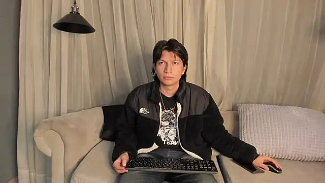 Golden-Boyy online show from 18, 3, 2025