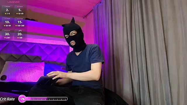 Golden-Boyy online show from 14, 3, 2025
