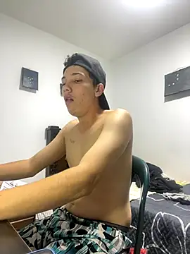 Snapshot of Gadiel_Sex chatting on 20, 10, 2025 Gadiel Sex online show from 20, 10, 2025